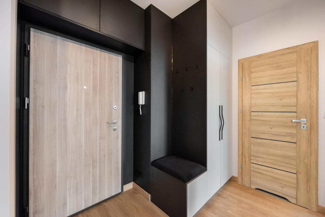 Wola Skwer Happy Apartment Варшава Екстериор снимка